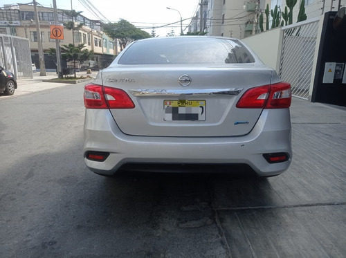 Nissan Sentra 2018