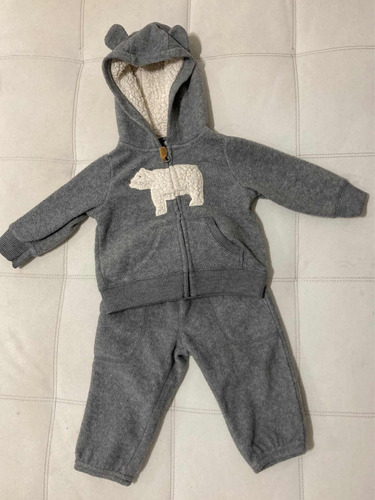 Conjunto Carters Micropolar Gris Talle 6 Meses