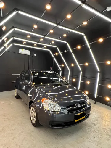 Hyundai Accent 1.4 Gls 4 p