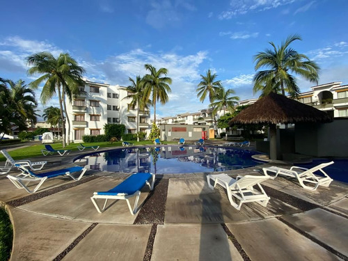 Blvd. Miguel De La Madrid No. 874-302 Suite Las Palmas