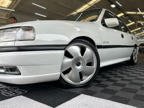 Chevrolet Vectra 2.0 SFI GSI 16V GASOLINA 4P MANUAL