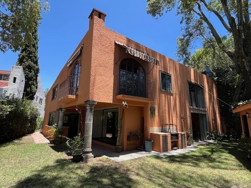 Casa Con Jardín En Cuajimalpa