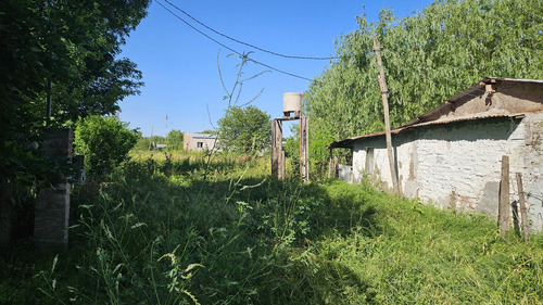 Terreno Con Casa De Adobe