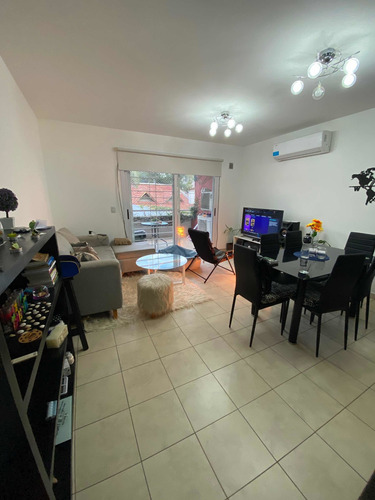 Imagen 6 de 12 de Venta - Departamento 2 Ambientes Con Cochera Acepta Lote En Parte De Pago!