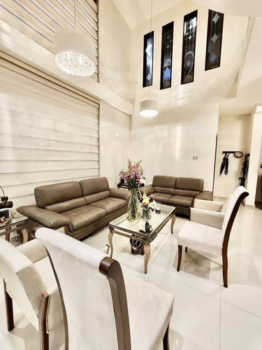 Exclusiva Casa En Venta - Residencial Hacienda San Antonio, Metepec