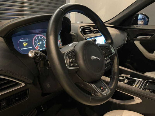 Imagem 7 de 14 de Jaguar F-pace V6 First Edition