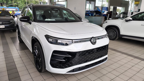 Volkswagen Tiguan 1.4 Tsi R-Line Dsg7