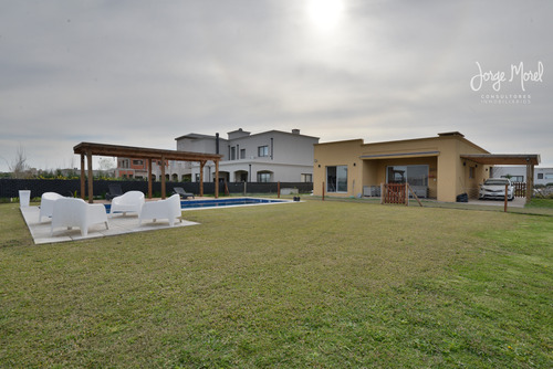 Casa Perimetral Bueno #0-100 - San Sebastian - Area 10 - 144m2 #id 2462