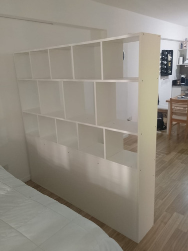 Mueble Divisor De Ambiente Con Espacio De Guardado Y Cajones