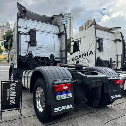 Scania R450 Farol No Teto 2020 4x2 Freio Retarder Financia
