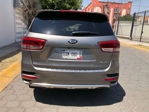 Kia Sorento 3.3L Sxl Awd At