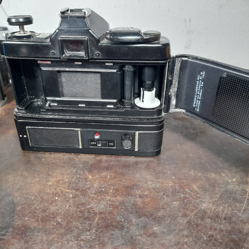 Imagem 10 de 10 de Câmera Fotográfica Minolta Xg Se Ñ Funciona Antiga C/ Drive