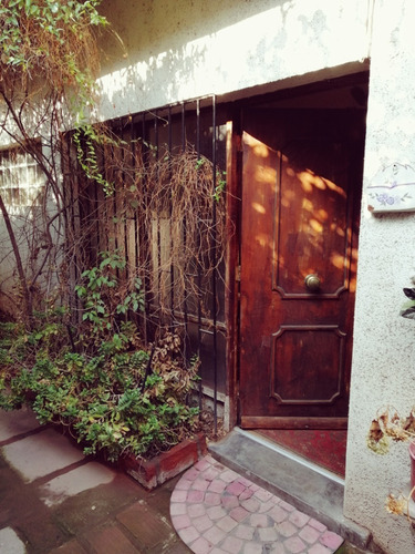 Se Vende Propiedad Con Dos Casas, Excelente Ubicación
