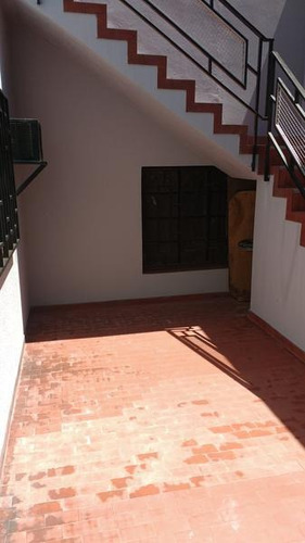 Venta Galpon/ Deposito 437 M2 Valentin Alsina Lanus