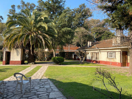 Quinta 4 Ambientes En Venta - Francisco Alvarez, Moreno