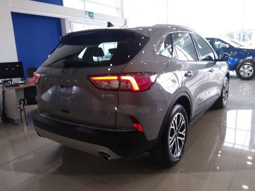 Imagen 3 de 16 de Nueva Ford Escape Titanium 4x4 Ecoboost 4x4 2023 Av68 Jc