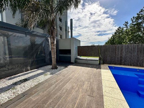 Casa En Venta De 220m² 4 Ambientes 2 Cocheras Barrio Abierto Cantegril Cantegril Funes Hill Zona 9