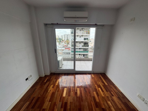 Venta Depto De 2 Amb En Caballito Con Balcon