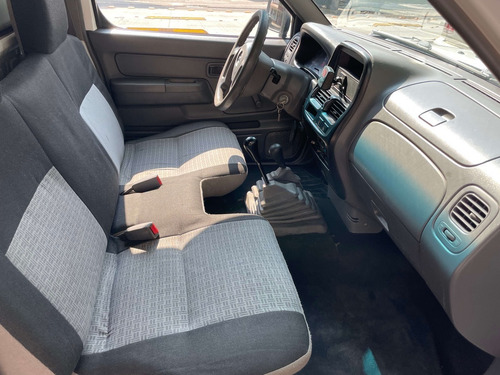 Imagen 11 de 15 de Nissan Np300 Diesel 4wd Caja Refrigerada 2011 Crédito