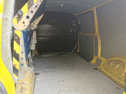 Imagen 3 de 11 de Volkswagen Transporter Cargo Van 2197