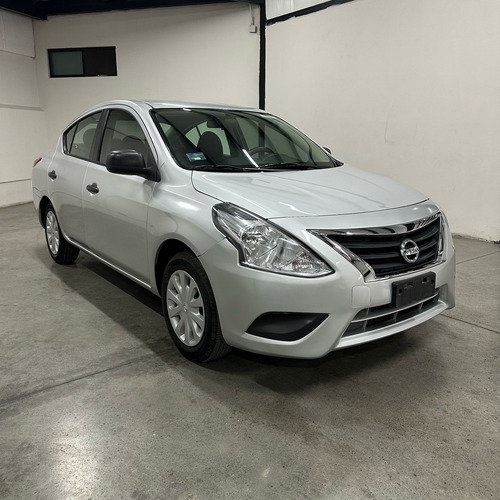 Nissan Versa 1.6 Sense Mt