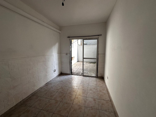 Venta Dto Tipo Ph 3 Ambientes Ramos Mejia C/ Patio