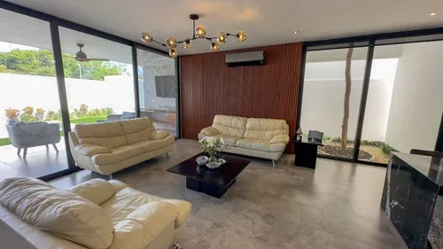 Casa En Venta En Privada Residencial Parque Natura