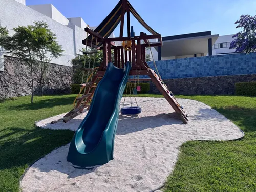 Hermosa Casa En Renta Zibatá Con Ampliación Reciente