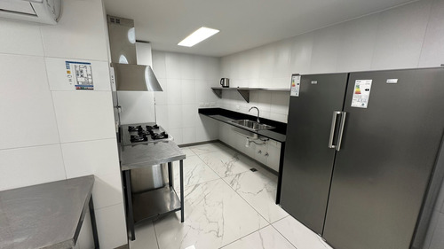 Departamento De Cuatro Ambientes En Venta En Vista Belgrano