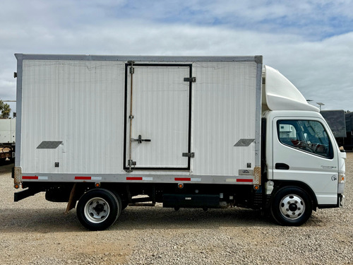 2022 Camión Mitsubishi Fuso Canter 613 Con Furgón Frigo
