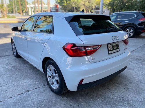 Audi A1 1. 0 Sportback 30 Tfsi Urban