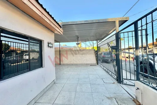 Renta Casa En Excelente Ubicación Jardines Del Lago, $ 14,500.00 Pesos Mensuales