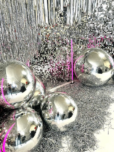 Bola Espejo Dorada Gigante Alquiler Para Eventos Y Fiestas