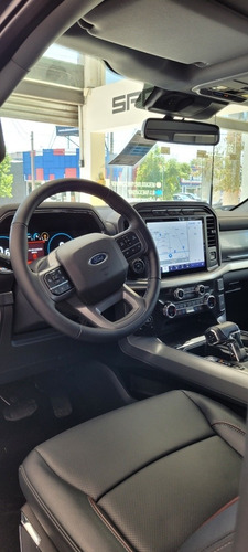 Imagen 5 de 14 de Ford F-150 Lariat