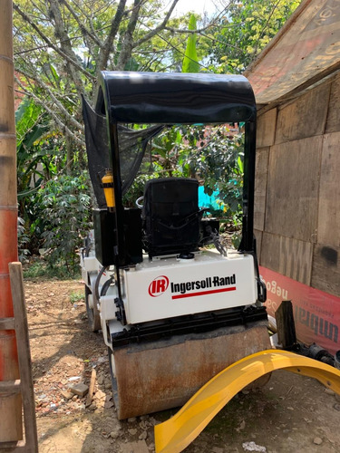 Vibrocompactador Ingersoll Rand Dd24