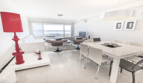 Imagen 5 de 28 de Apartamento Central Con Isla En Torre Premiun De Punta Del Este - Torre Lobos, Playa Brava - Punta Del Este Brava