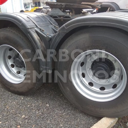 Imagem 8 de 10 de Iveco Hi Way 600s44t, Ano 2017/2018