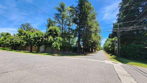 Casa Estilo Colonial Español De 5 Ambientes En Una Planta En Don Torcuato