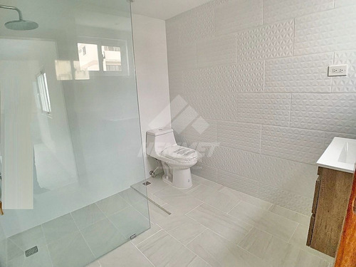 Imagen 10 de 12 de Casa De Venta En La Moraleja Santiago