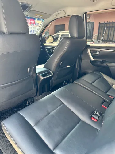 Toyota Fortuner 2.8l