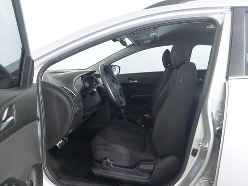 Imagem 8 de 15 de 180869 - Hyundai Hb20x 2016 Com Garantia