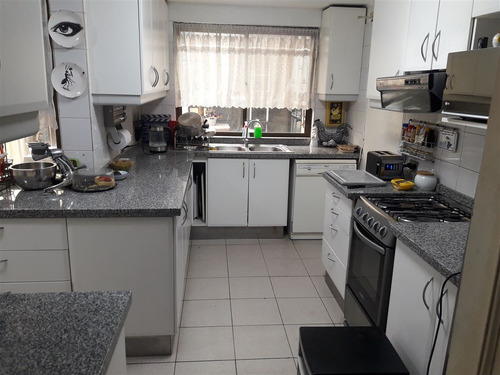 Casa En Venta En Lo Barnechea