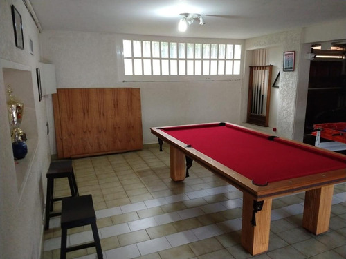 Imagen 21 de 24 de Chalet 4 Ambientes Con Quincho Y Fondo Libre