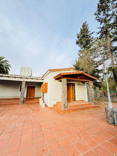 Apta Crédito: Casa De 3 Dormitorios En Venta En El Talar De Mendiolaza
