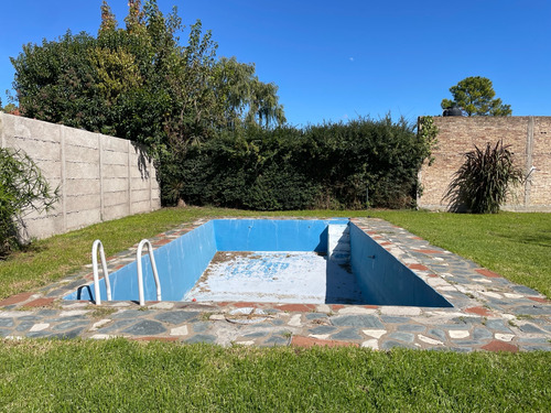 Terreno En Venta, Barrio Parque El Trebol, La Union