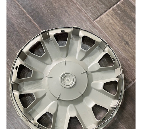 Tapon Polvera Chrysler Sebring 03-06 Silver # P/n 0wa25trmaa (Usado)