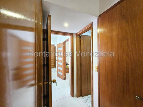 Impecable Apartamento Venta El Rosal #26-243 Lb