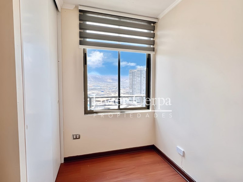 Depto Arriendo, Nicolas Tirado