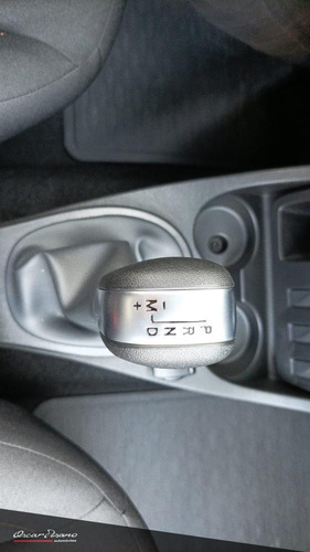Imagen 14 de 25 de Renault Oroch Oroch Outsider 1.3 2023 0km