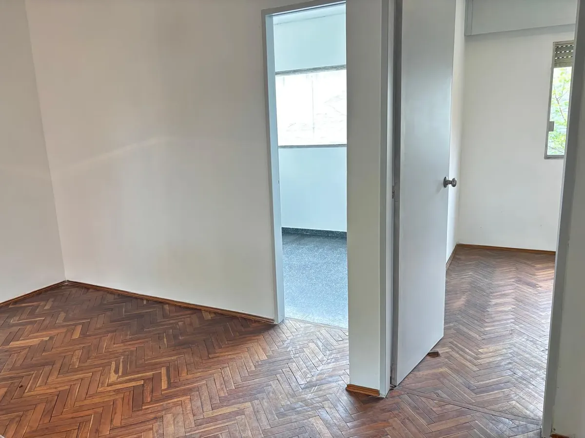 Alquiler Apartamento De Dos Dormitorios A Metros Del Casmu. · Foto 2